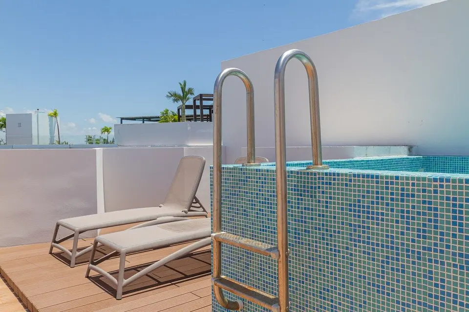 On your private rooftop you'll have everything you need to enjoy the sun and the Caribbean breeze... without leaving your apartment.