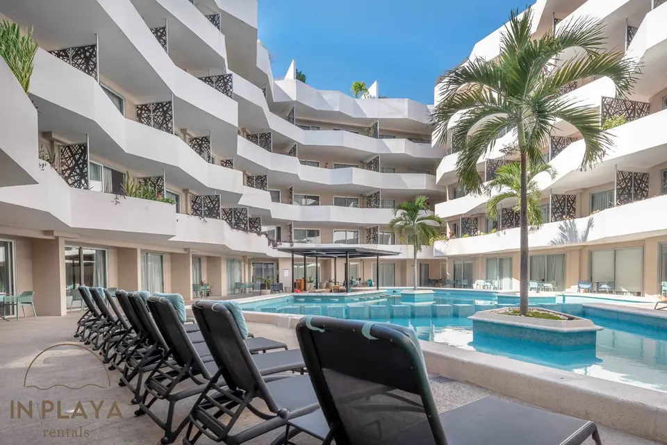 A perfect spot for all ages—relax and play in the family-friendly ground floor pool.