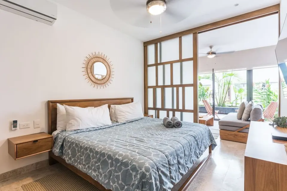 A room fully prepared and equipped so you can rest and sleep as you deserve.